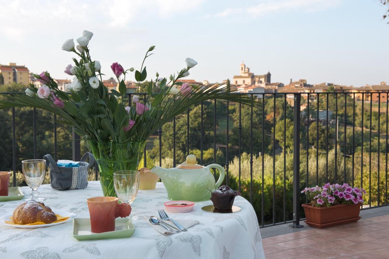 Le Terrazze Di Casa Bonelli Bed & Breakfast Vetralla Ngoại thất bức ảnh